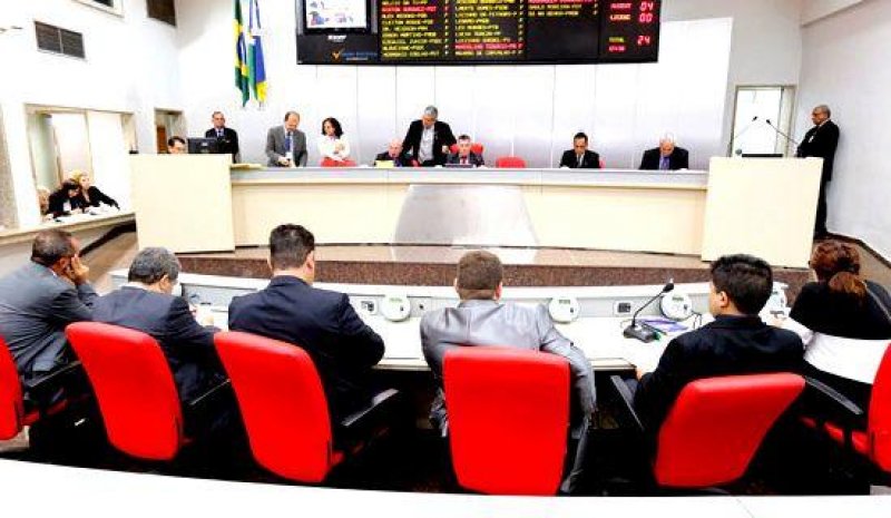 TJ suspende emenda constitucional que obrigava Governo a atender recomendações da Assembleia
