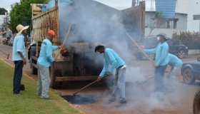 Prefeitura inicia operação tapa-buracos em Rolim de Moura
