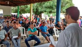 Agentes penitenciários e socioeducadores deflagram greve por tempo...