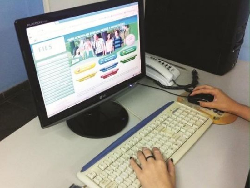Estudantes têm até hoje para se inscrever no Fies