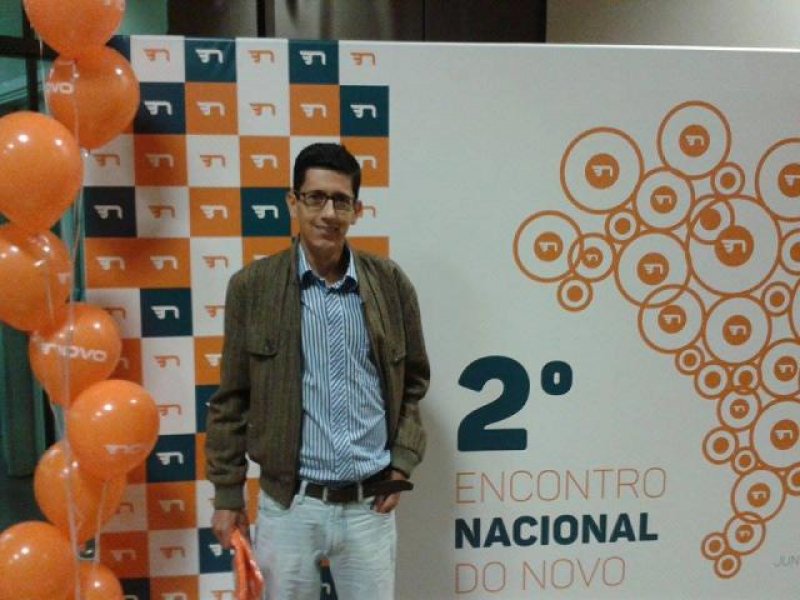 Ex-morador de Santa Luzia participa de evento do Partido Novo em São Paulo