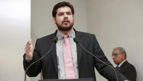 Jean Oliveira assume a liderança do PMDB na Assembleia Legislativa