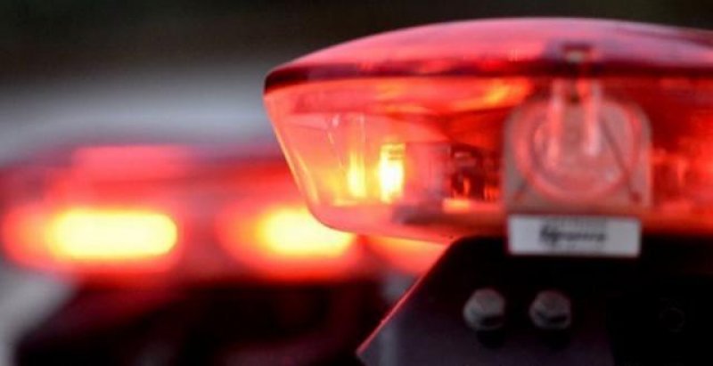 Ladrão entra em loja se passando por cliente e rouba celular da vendedora, em Cacoal
