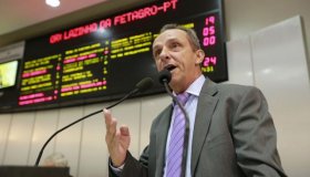 Lazinho da Fetagro pede médico legista para Costa Marques