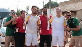 Professor Rodnei representa Rolim de Moura no revezamento da tocha olímpica