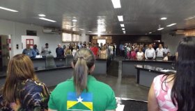 Público lota auditório para discussão do Plano de Desenvolvimento...