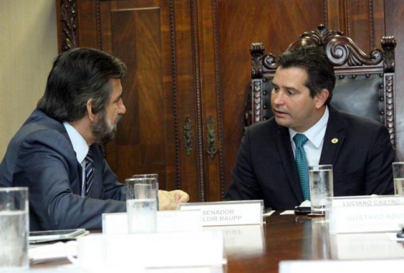 Senador Raupp afirma que empresas e o DNIT farão acordo para conclusão dos viadutos da capital