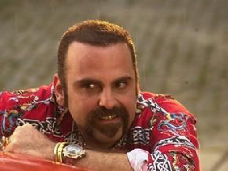 Ator Guilherme Karan morre aos 58 anos no Rio