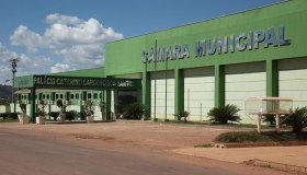 MP obtém liminar para que Câmara de Cacoal exonere comissionados e garanta...