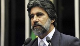 Senador Valdir Raupp propõe que Ministério da Saúde aumente o teto de...