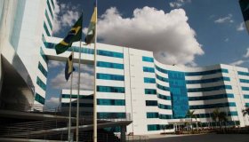 Servidores estaduais recebem a primeira parcela do 13° salário nesta...