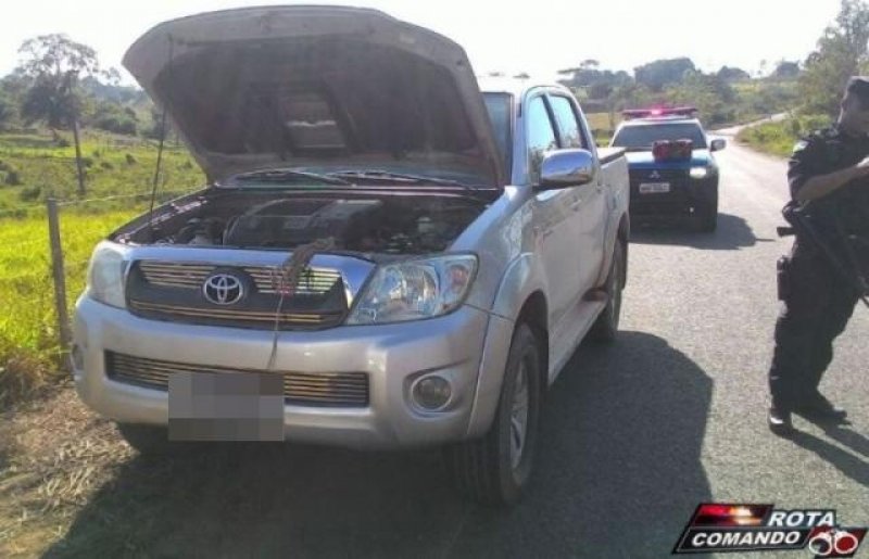 Suspeitos são detidos com carro roubado na zona rural de Nova Brasilândia D'Oeste