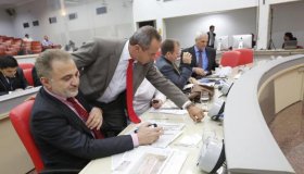 Bancos públicos e privados são obrigados a oferecer banheiro e água aos...