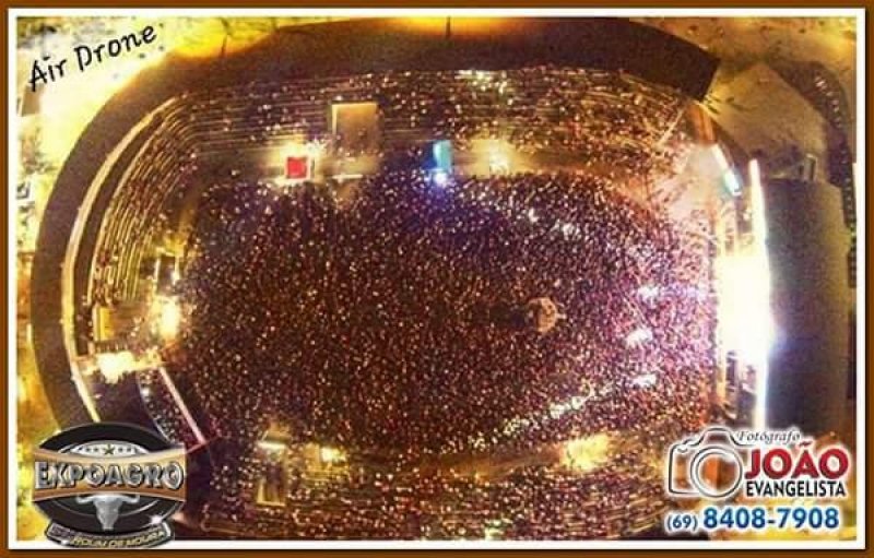 Quarta noite de Expoagro tem show de Felipe e Ferrari e sorteio de carro