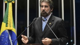 Raupp defende a criação de novos municípios e a regularização fundiária ...