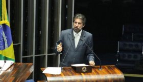 Senador Raupp vota favorável a pronúncia de Dilma e afirma que economia dá...