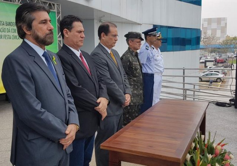 Raupp participa da abertura da Semana da Pátria