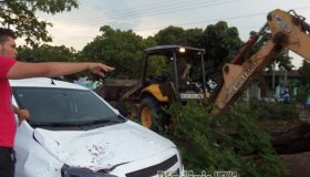 Vendaval causa prejuízos em Rolim de Moura