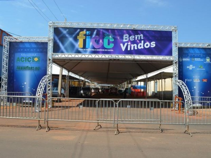 Feira de Indústria e Comércio teve início nesta quinta, 13, em Cacoal