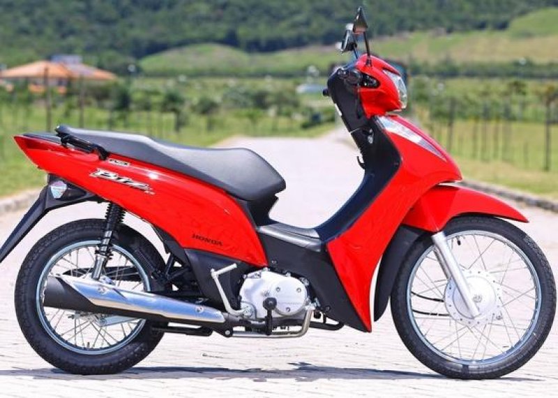 Moto roubada na tarde de quinta-feira em Rolim de Moura é recuperada pela PM