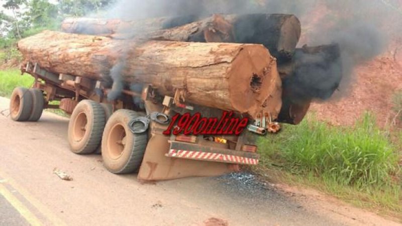 Alta Floresta – Reboque É Incendiado Na Lh P-50 Km 18 Próximo A Vila Marcão