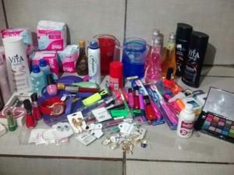Mulher e jovem são apreendidas com produtos furtados em Cacoal
