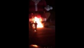Jovens tentam queimar papai noel gigante e são presos, em Ji-Paraná