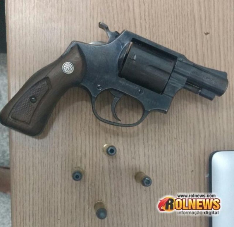 Polícia Militar captura indivíduo portando revolver cal. 38, em Migrantenópolis