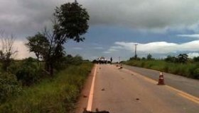 Motociclista morre após colidir de frente contra carro na RO-010