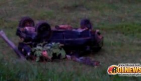 Trabalhador autônomo perde o controle do carro na curva e o veículo capota na...