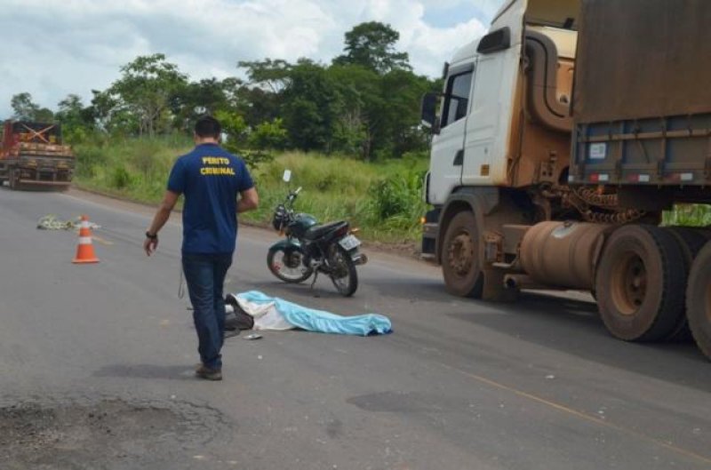 Adolescente de 14 anos morre em grave acidente de trânsito na BR-364