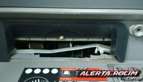 Homem tenta furtar dinheiro do caixa eletrônico de banco em Rolim de Moura