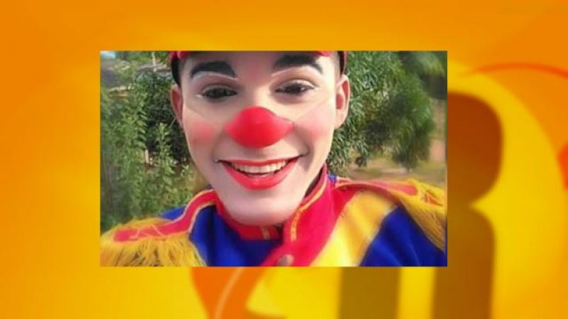 Ônibus com artistas de circo cai em ponte do Rio Preto na BR-429 entre Seringueiras e São Miguel
