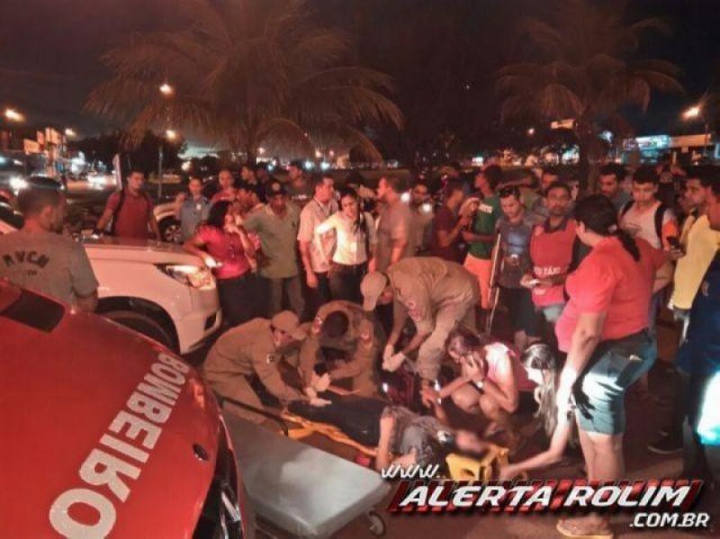 Grave acidente de trânsito no centro resulta em uma pessoa ferida em Rolim de Moura