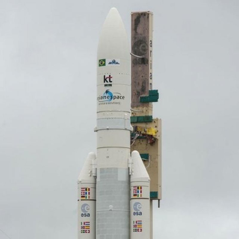 Brasil lança satélite que permitirá acesso à banda larga em áreas remotas