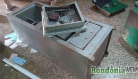 Bandidos quebram parede de joalheria de Rolim de Moura e levam quase meio...