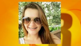 Mãe de jovem morta em
