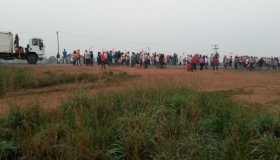 Manifestantes fecham BR-364 em mobilização pelo Grito da Terra em Rondônia