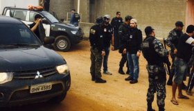 Polícia realiza megaoperação para prender invasores de áreas de...
