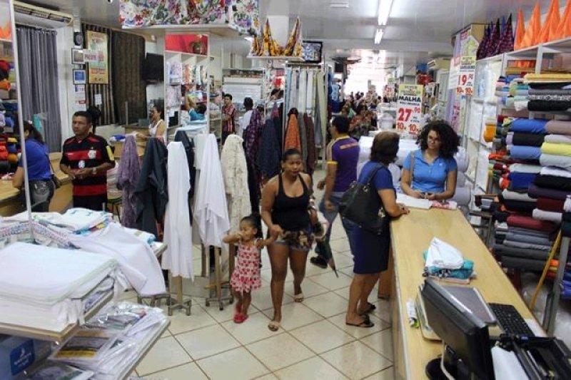 Segundo Fecomércio, contratações temporárias aumentam com os sinais de recuperação