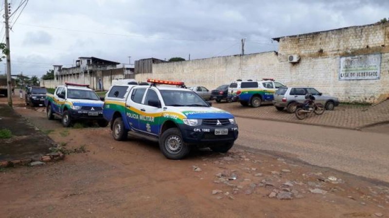 Presos fazem rebelião contra superlotação de presídio em Ariquemes