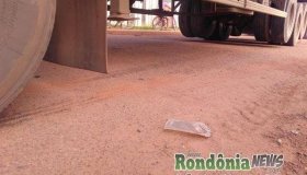 Criança é atropelada por carreta ao atravessar a rua atrás de pipa, em Rolim...