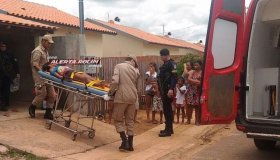 Jovem é esfaqueada no Jardim dos Lagos, em Rolim