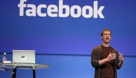 Zuckerberg diz que Facebook precisará de três anos para resolver problemas de...
