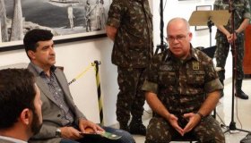 Operação do Exército com apoio das forças de segurança do estado apreende...