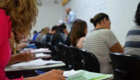 Prefeitura abre processo seletivo emergencial para contratar médicos em...