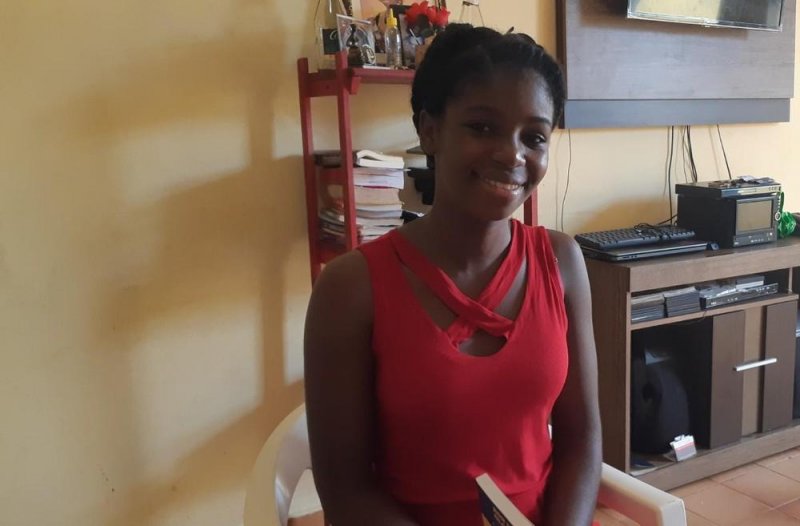 Jovem de 19 anos se torna primeira haitiana a ser aprovada na Unir, em Rondônia