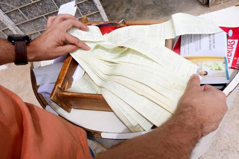 Entre os materiais apreendidos pela Polícia Civil estão extratos de jogos. — Foto: Divulgação/Polícia Civil