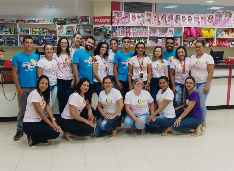 Central Modas adere camisetas do 9º Leilão Direito de Viver como uniforme