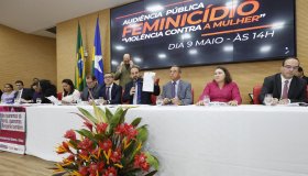 Presidente da Assembleia assina ato de convocação de servidores concursados